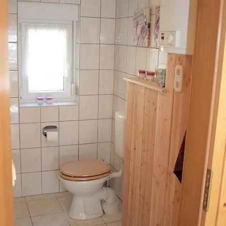 Ferienhaeuser Ohratalsperre Tatil Evi *